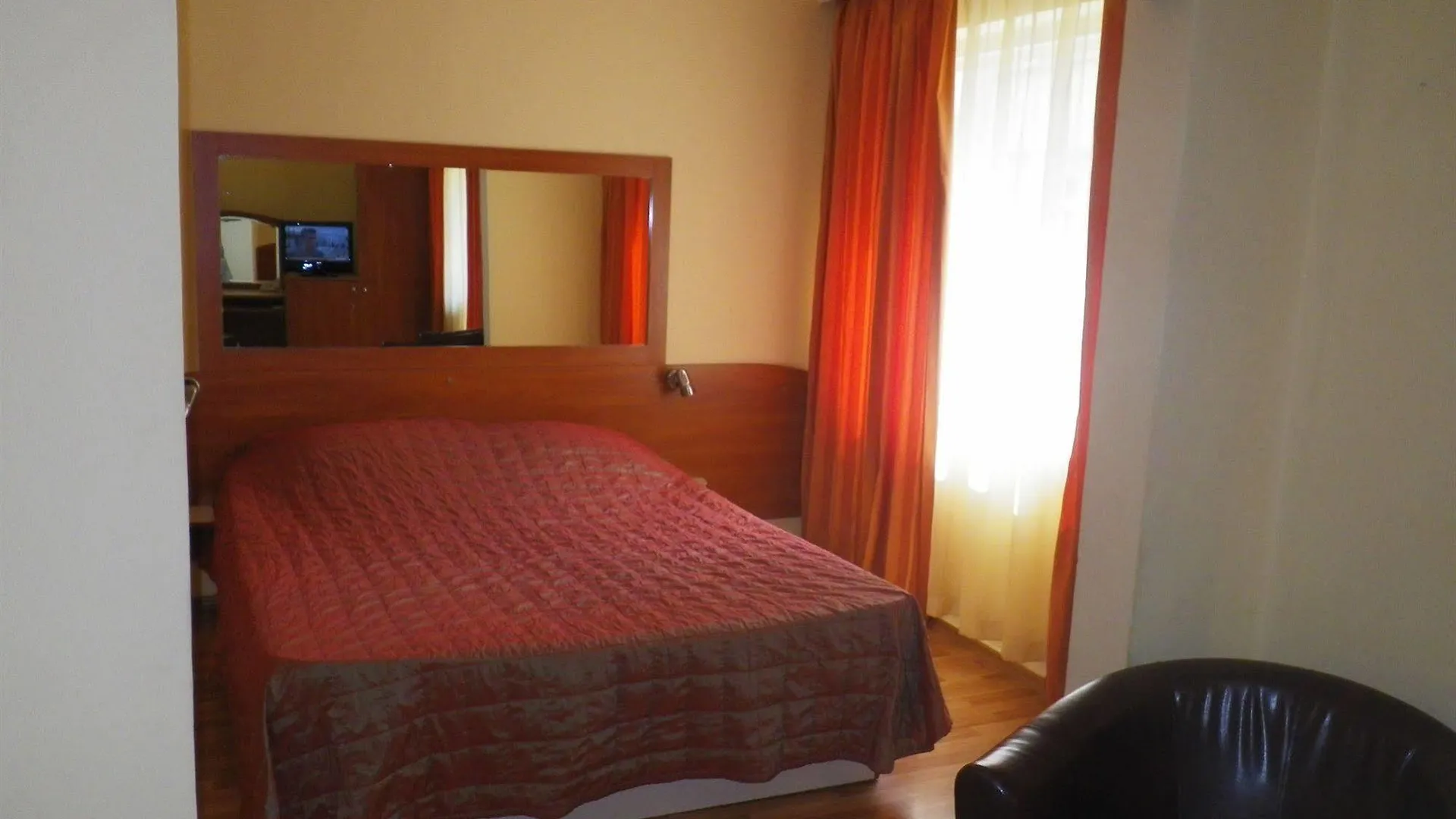 Hotel Palitra Varna